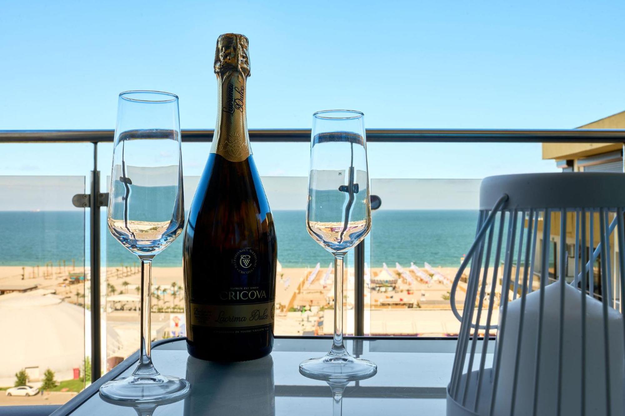 Apartament Summerland Vedere La Mare Mamaia Ngoại thất bức ảnh